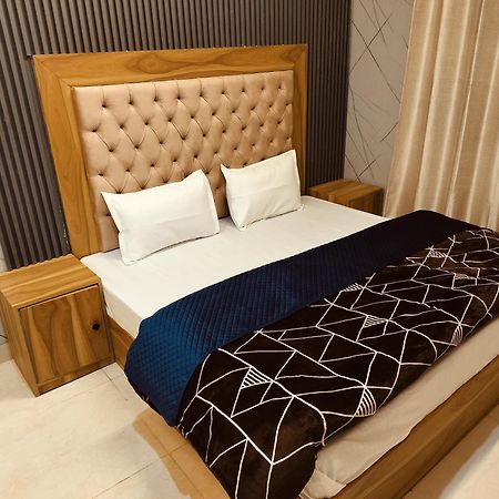 Madan Kunj B & B Mall Road Σίμλα Εξωτερικό φωτογραφία